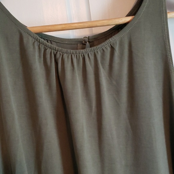 Tank - Picture 2 of 3